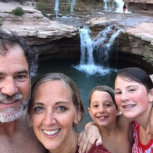 Meet your Posher, Kelly